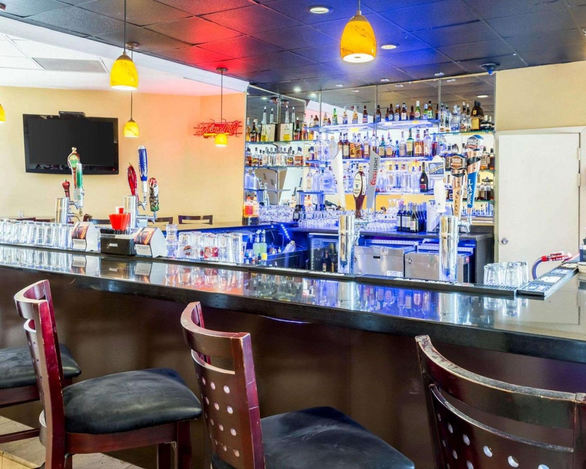 Clarion Hotel Somerset - New Brunswick Ngoại thất bức ảnh