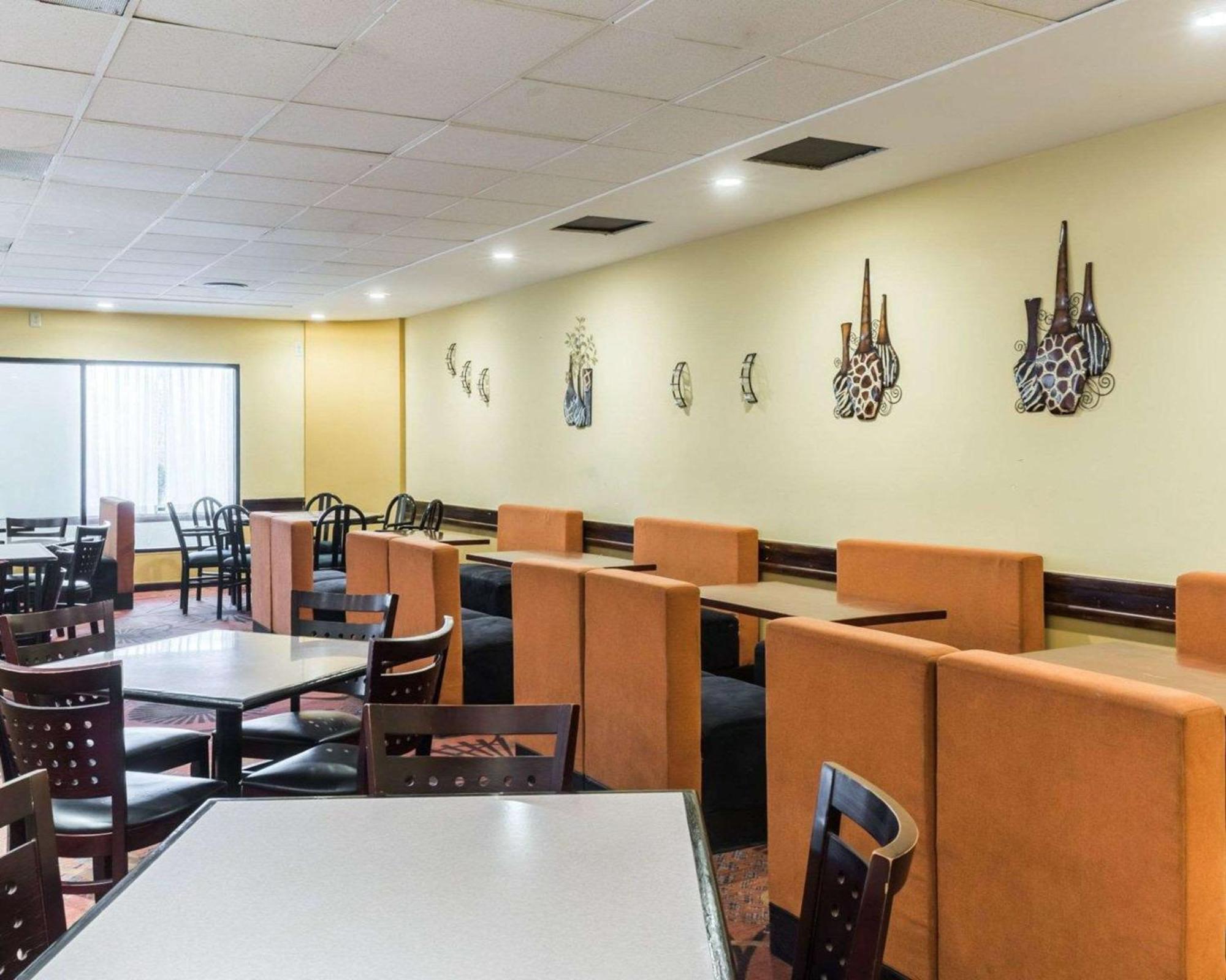 Clarion Hotel Somerset - New Brunswick Ngoại thất bức ảnh