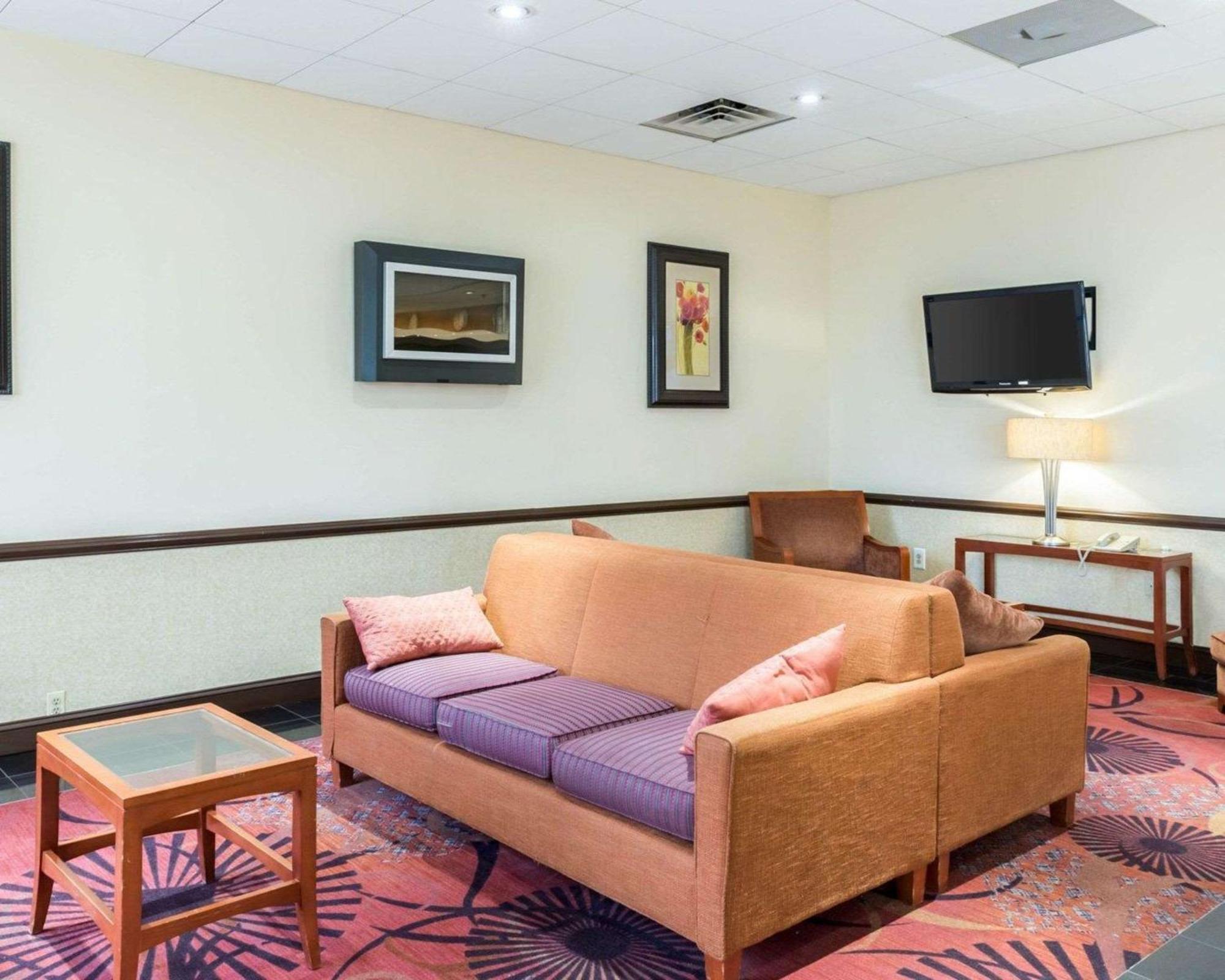 Clarion Hotel Somerset - New Brunswick Ngoại thất bức ảnh
