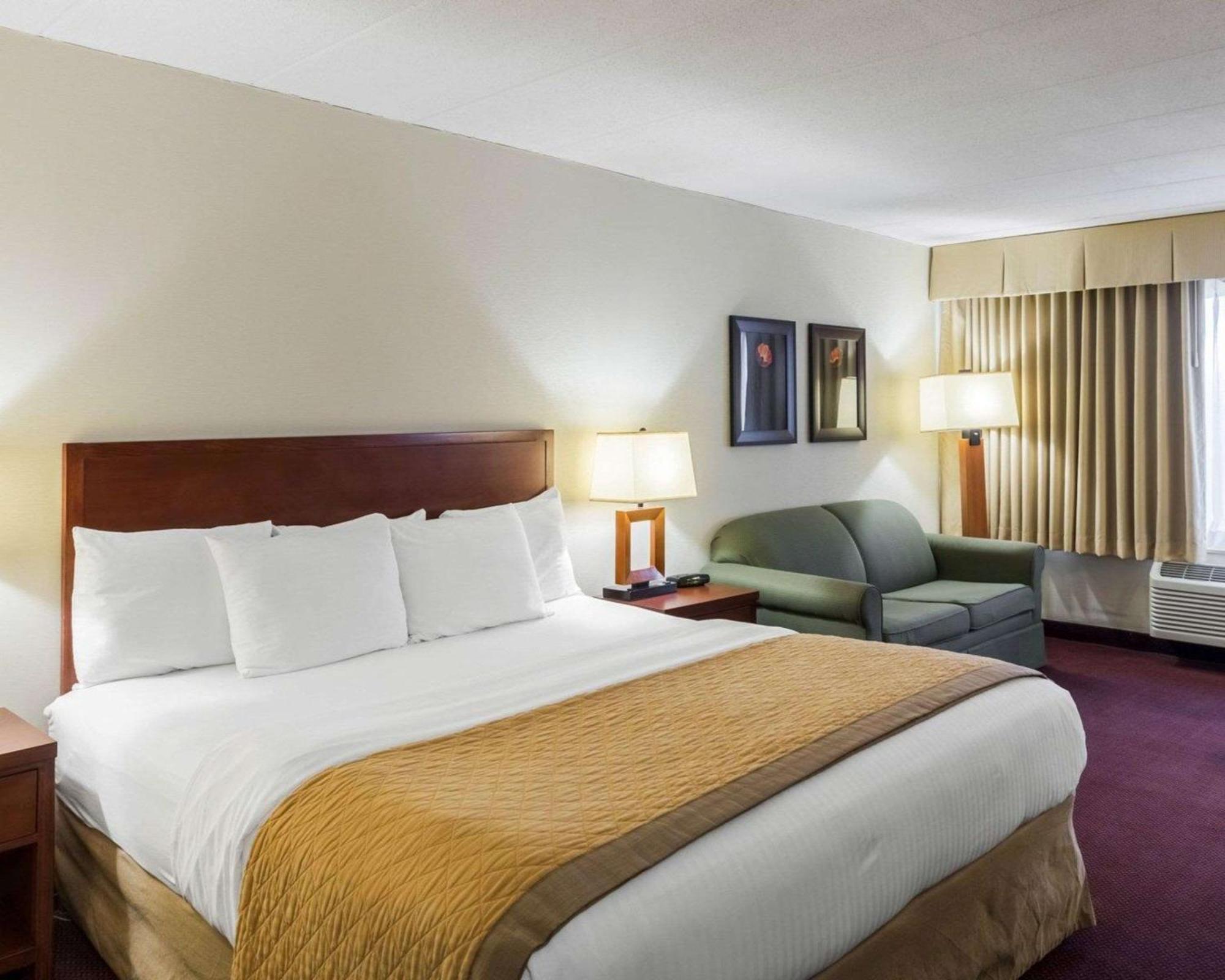 Clarion Hotel Somerset - New Brunswick Ngoại thất bức ảnh